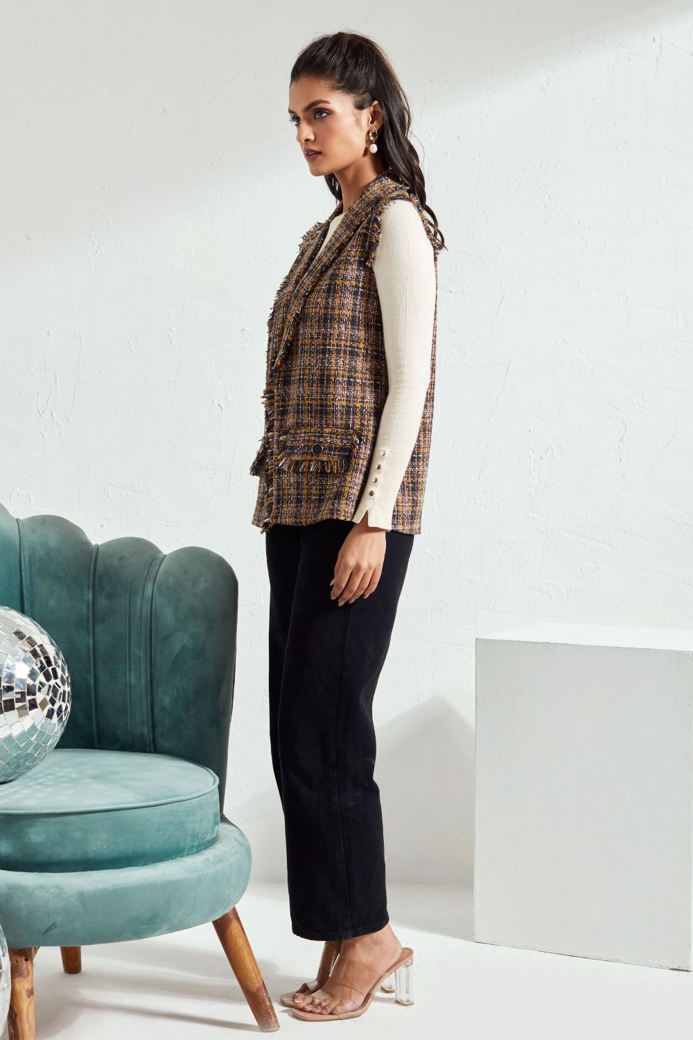 Aishen Sleeveless Jacket