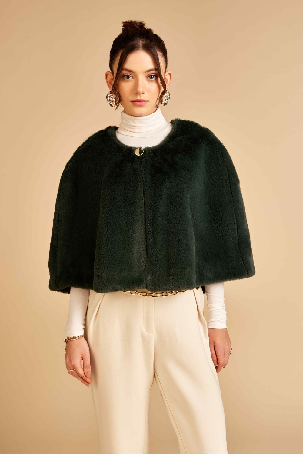 Nriti Shah In Our Emerald Round About Cape