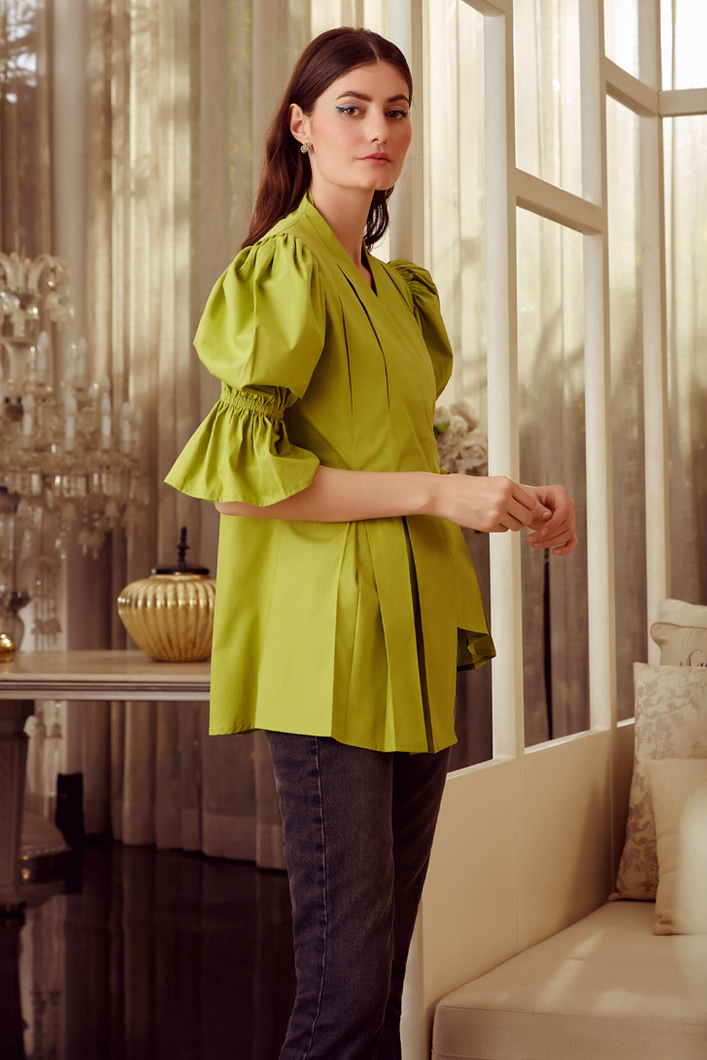 The Juliet Sleeve Top Pinwheel