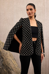 The Luminescent Lattice Cape