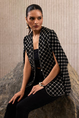 The Luminescent Lattice Cape