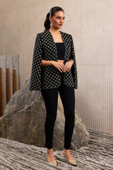 The Luminescent Lattice Cape