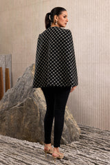 The Luminescent Lattice Cape