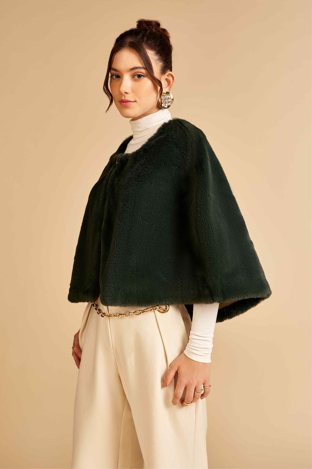 Nriti Shah In Our Emerald Round About Cape