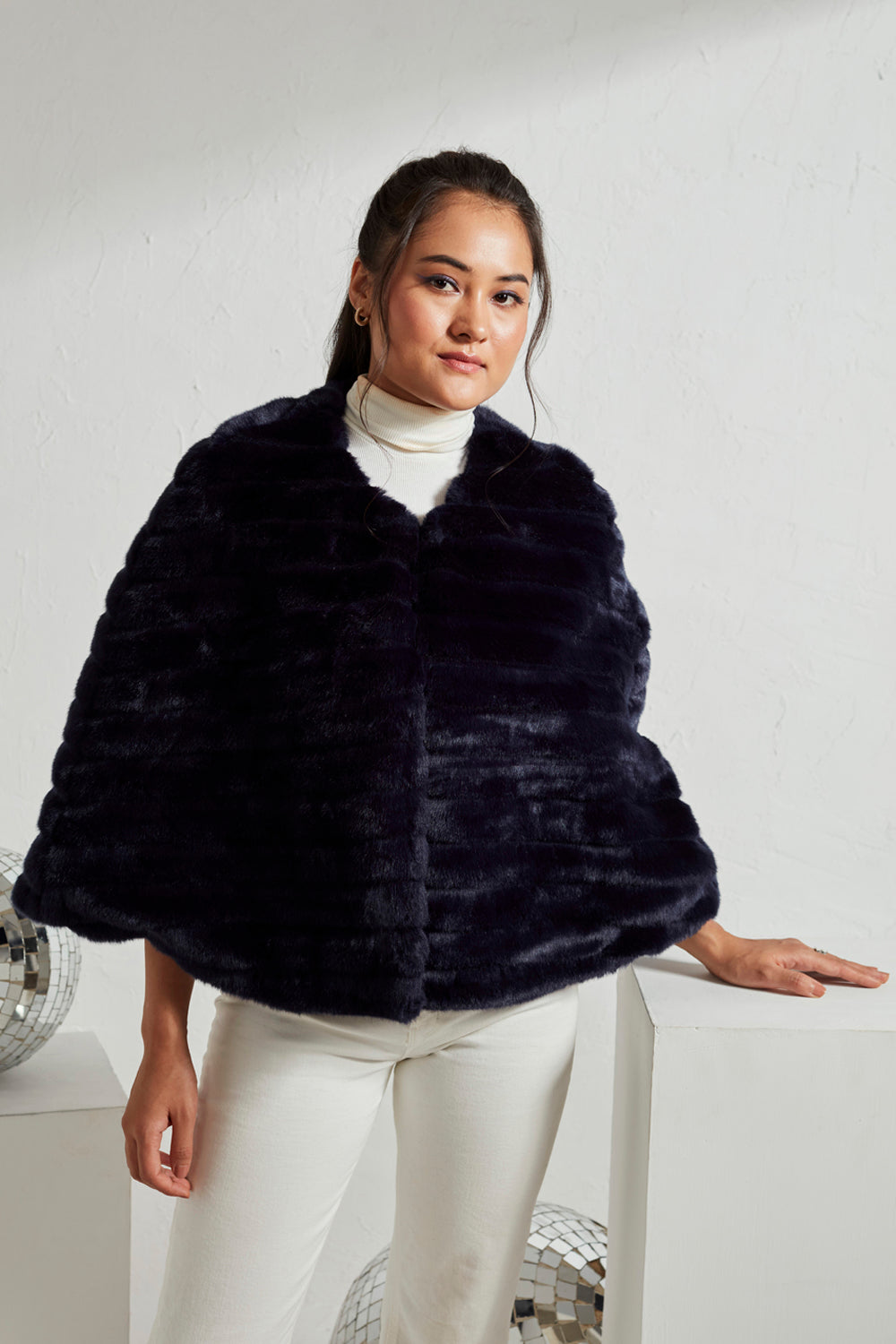 The Round About Panel Cape